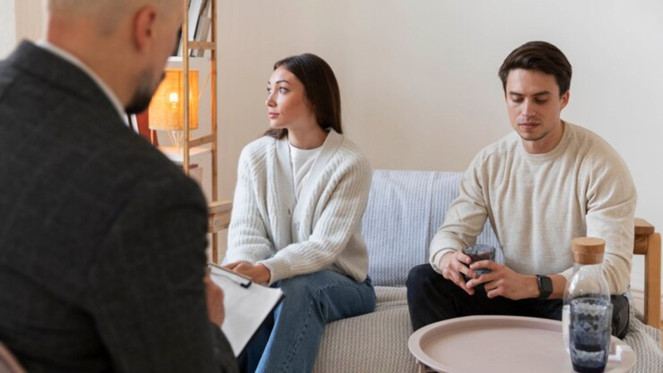 The Benefits of Working with a Conscious Uncoupling Therapist