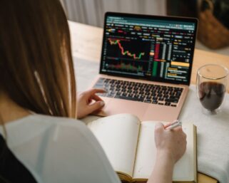 Currency Trading Around BSP Decisions Has Its Own Rhythm in the Philippines